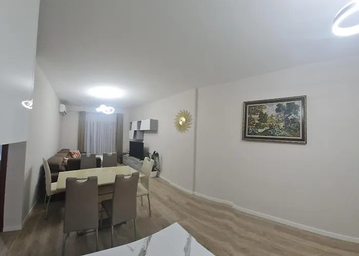 Blue Bay Front Uji Ftohte